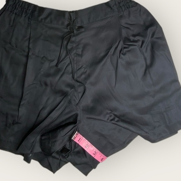 NWT | Ettitude | Signature Sateen Shortie PJ Sleep Shorts | Black | S/M - Picture 8 of 9